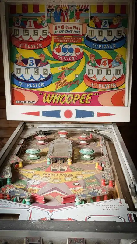 A-515 – Flipperautomat WHOOPPEE von Williams (defekt)