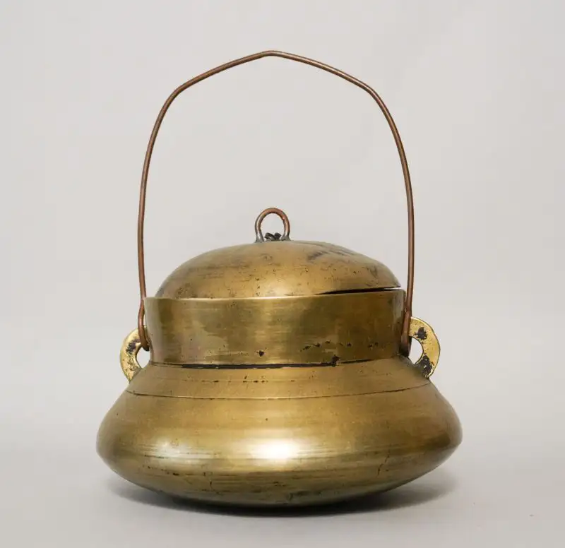 A-536 – Traditioneller Messingtopf mit Deckel